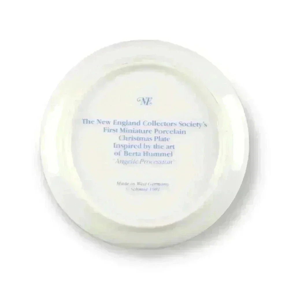 Hummel Christmas Plate - Picture 2 of 6